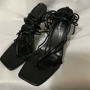 Public Desire Heels size 6